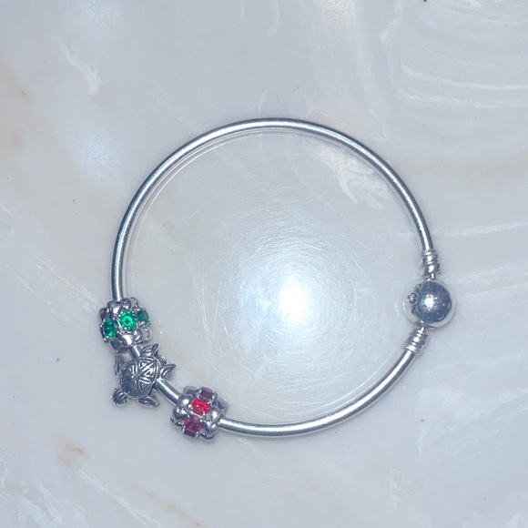 🌹AUTHENTIC PANDORA BANGLE⭐️STARTER SET⭐️(three Pandora Charms included)NWOT🌹 - Picture 3 of 5